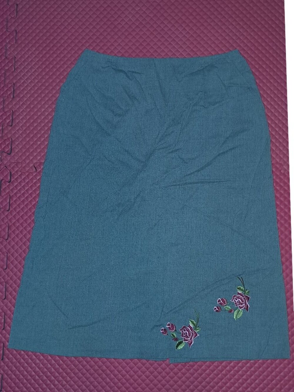 Talbots Gray Stretch Wool Skirt Petites Beautiful Embroidered Flowers